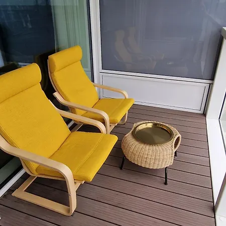 아파트 Panorama Oasis - Free Parking On Site - Air Con - Biz Wifi - Netflix 브라티슬라바